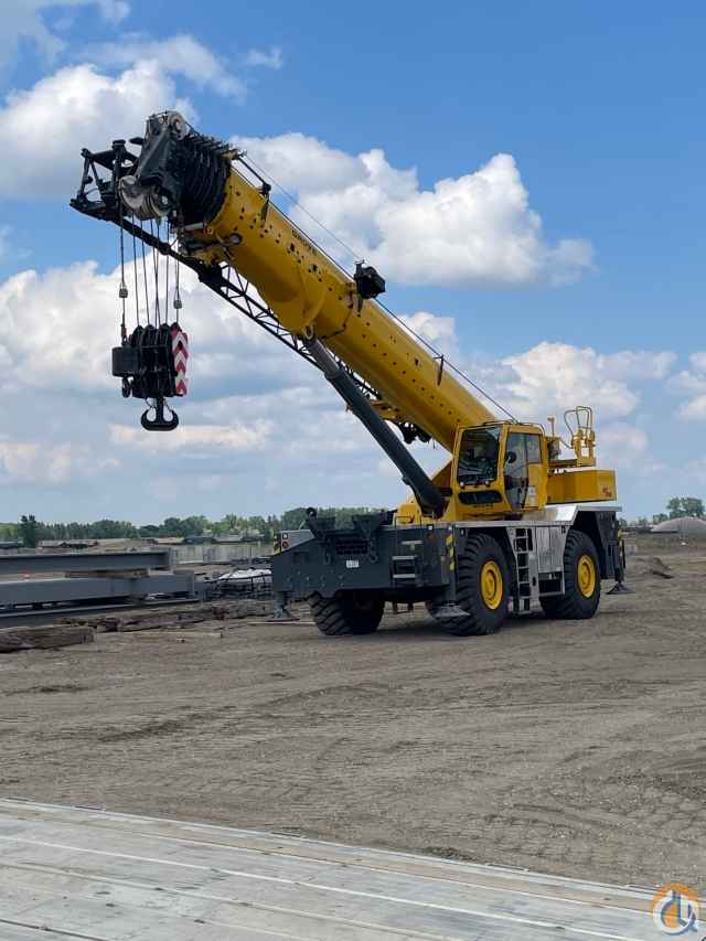 2021 Grove GRT8120