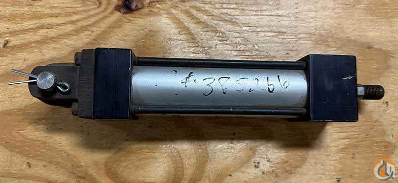Cylinder air / swing lock control
