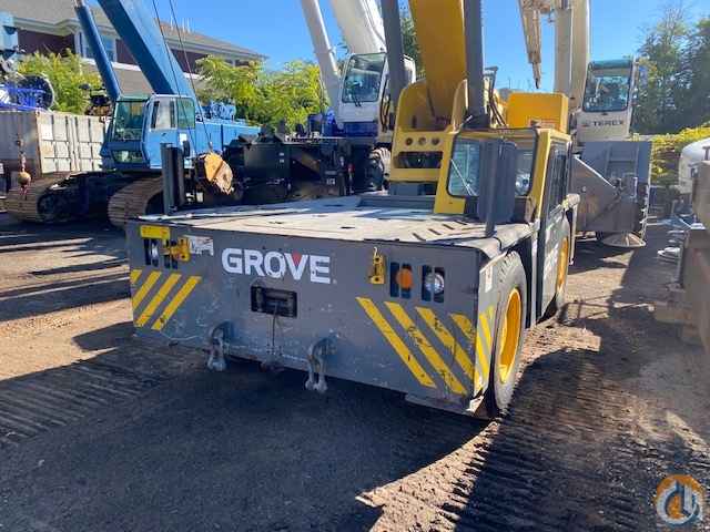 2004 Grove YB4415