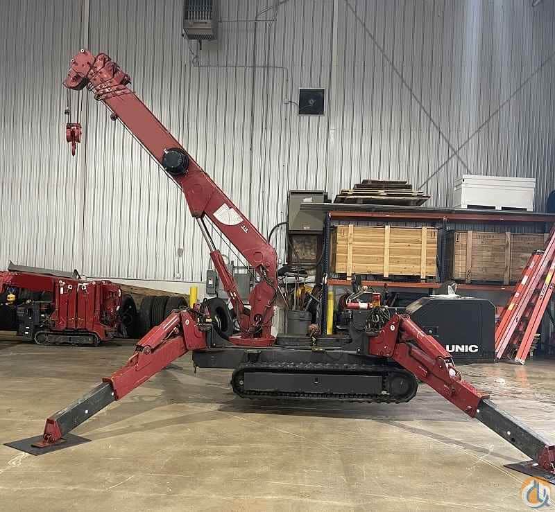 2012 UNIC URW-376
