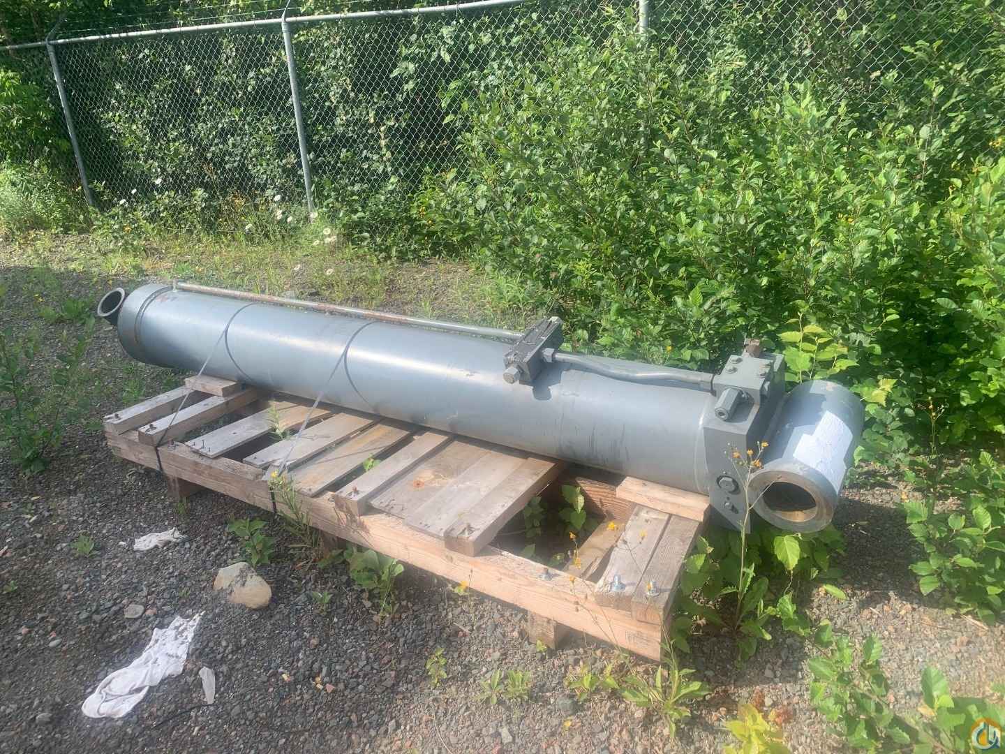 Boom Hoist Cylinder