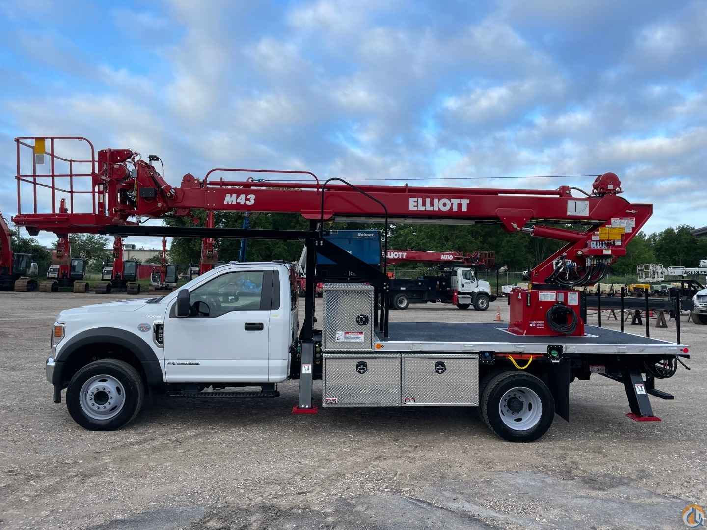 2023 Elliott M43R
