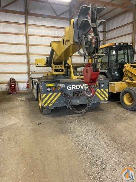 2004 Grove YB4415