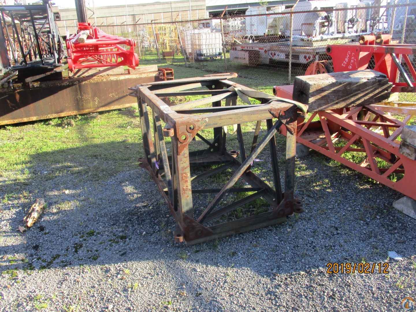 Link-Belt LS98 - 5' x 34" X 34" X 3" Angle Boom Insert Fits: LS98; CranesList ID: 284