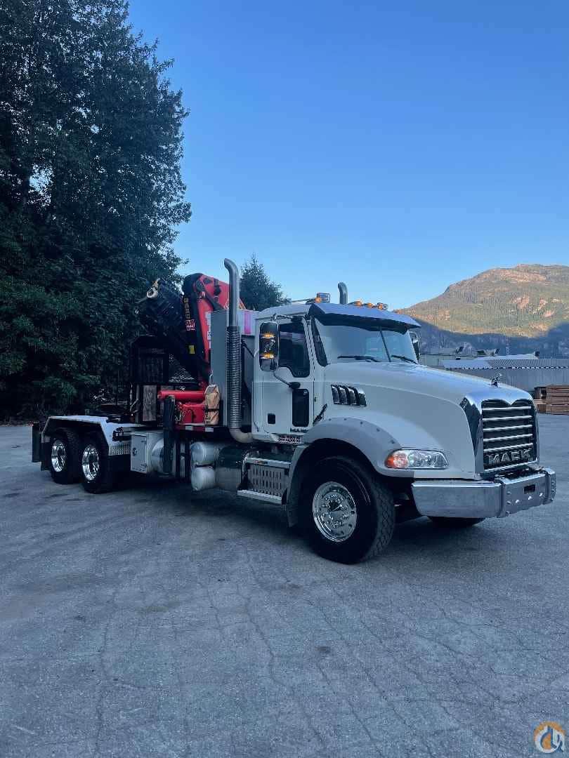 2014 Palfinger PK 33002 EH