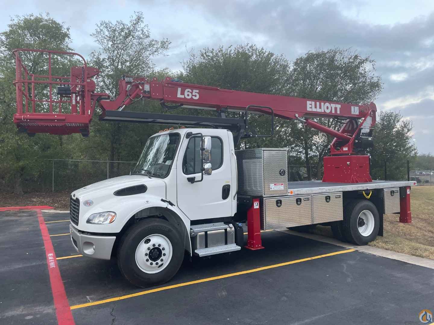 2022 Elliott L65R