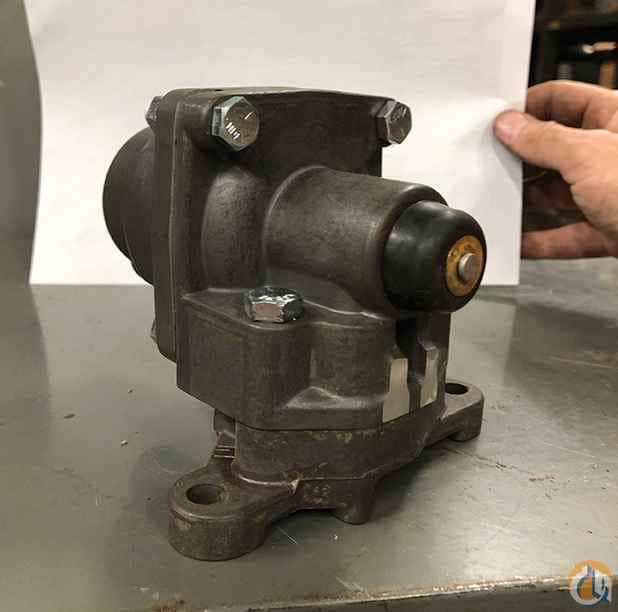 715546 - Air Valve