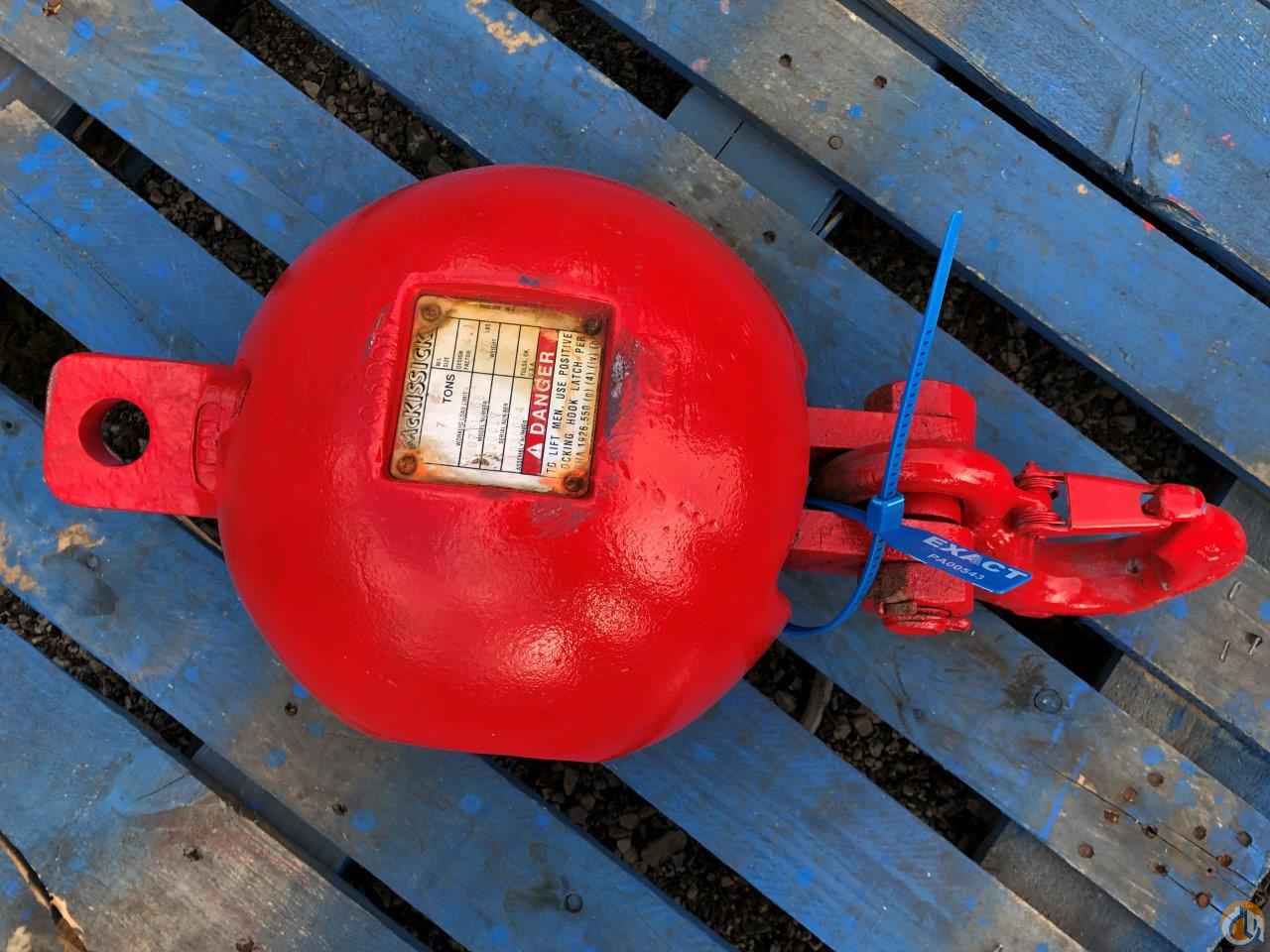 Headache ball