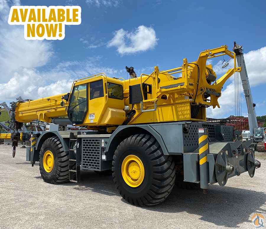 2013 Grove RT890E