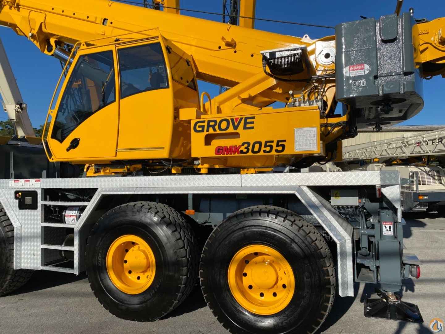 2011 GMK3055 60 TON ALL TERRAIN IN FLORIDA