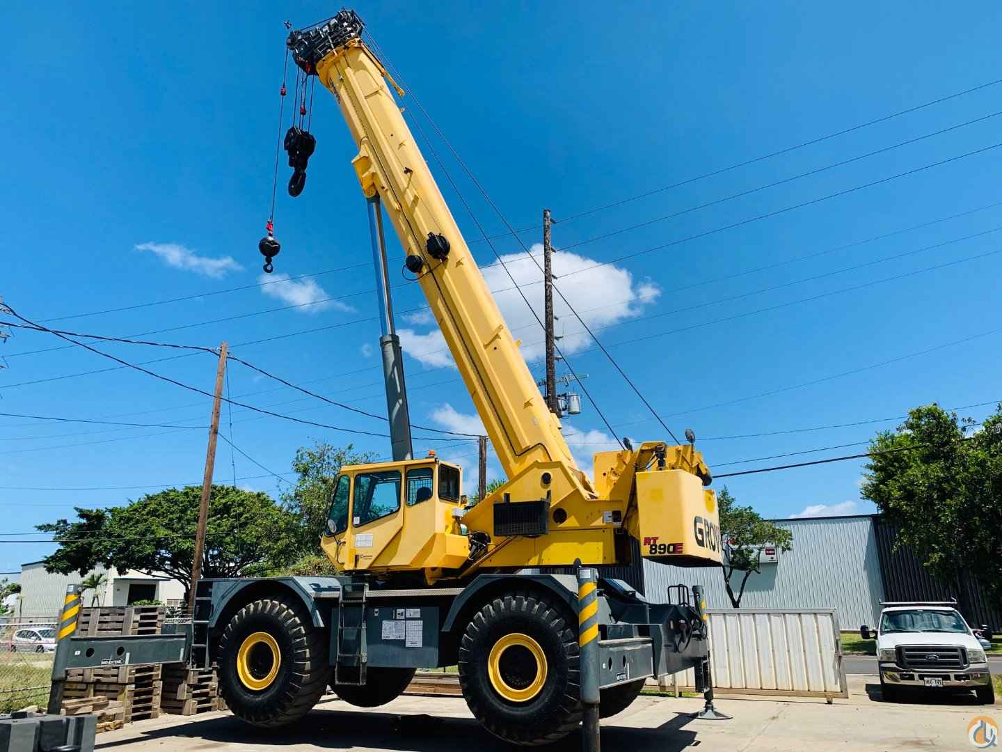 RT890E