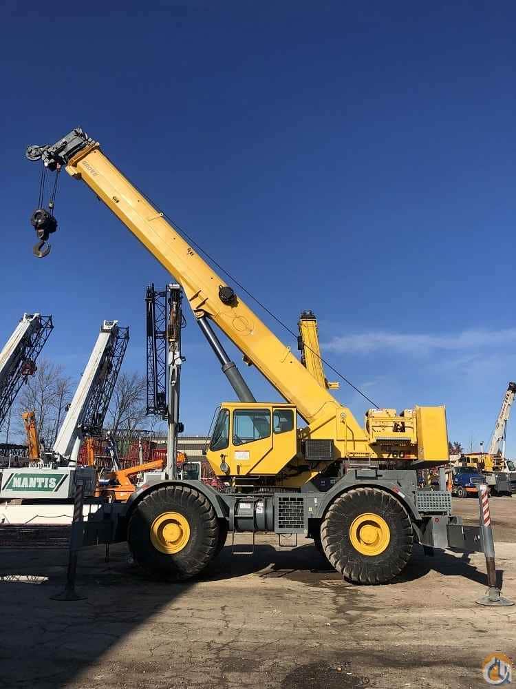 2011 Grove RT760E
