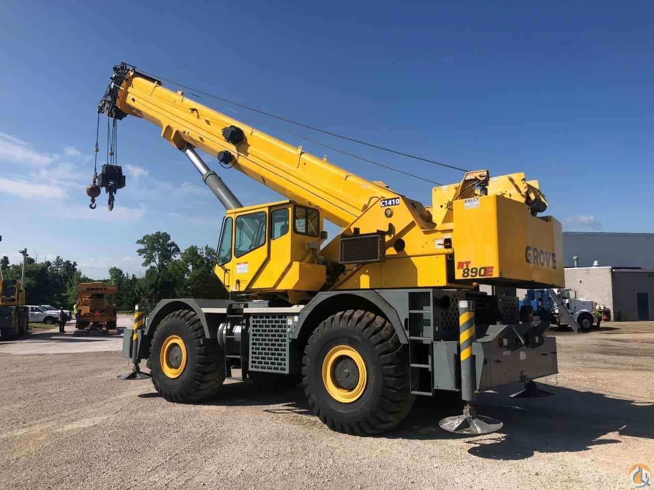 2006 Grove RT890E 90 ton rough terrain crane