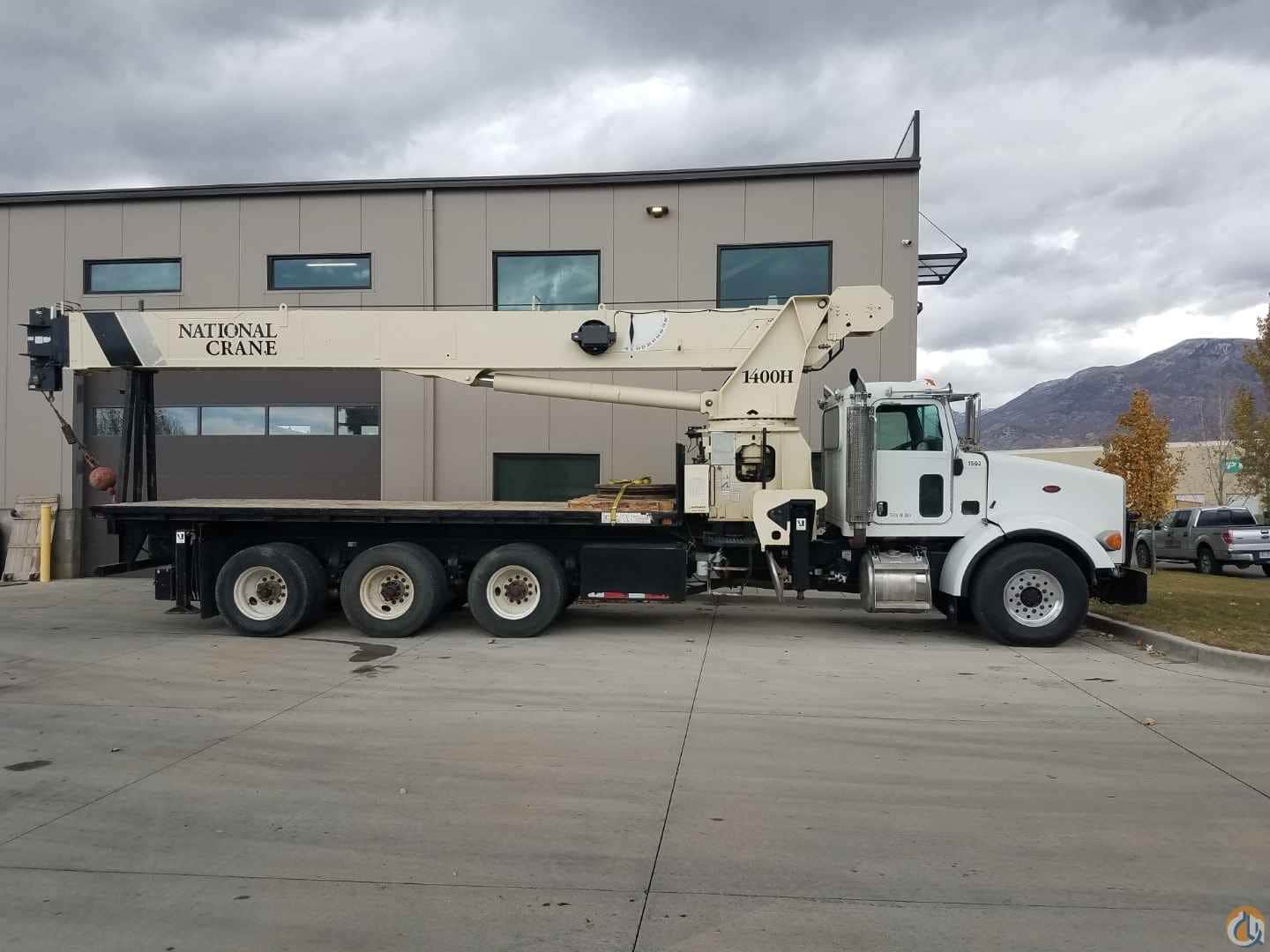 2007 peterbuilt with national 14127H with 30 foot jib and wireless remote