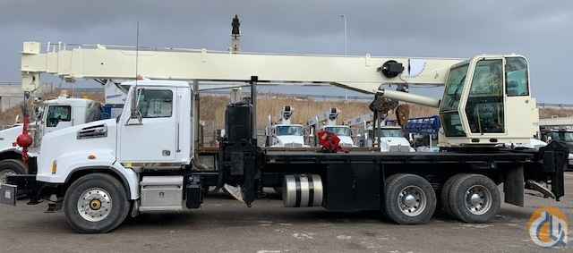 2014 NATIONAL 1300A SWING CAB