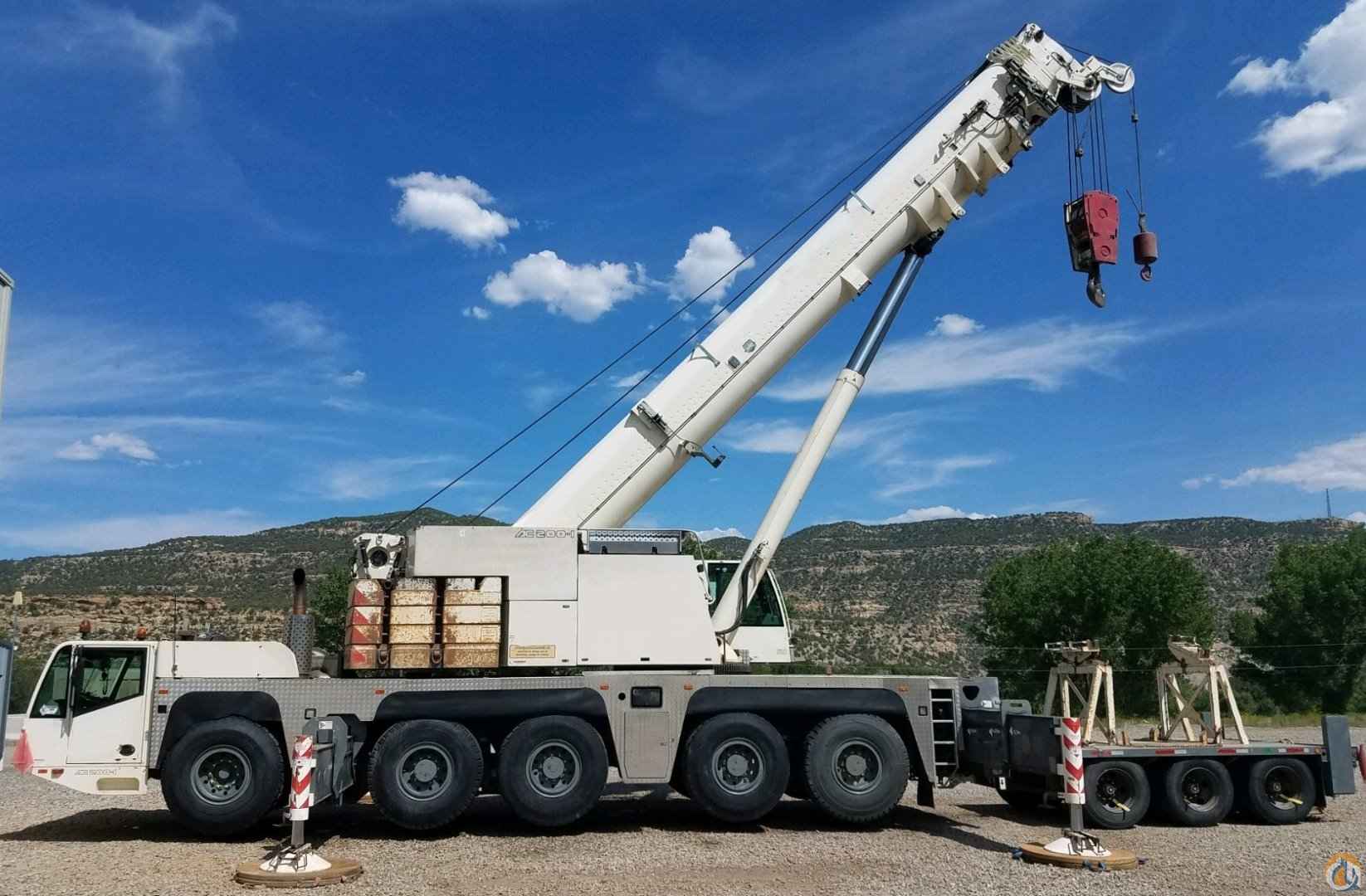 DEMAG AC200-1
