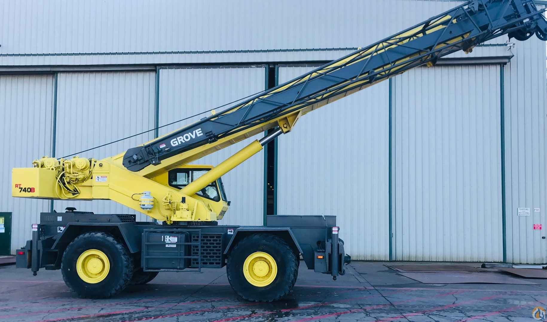 1990 Grove RT740B