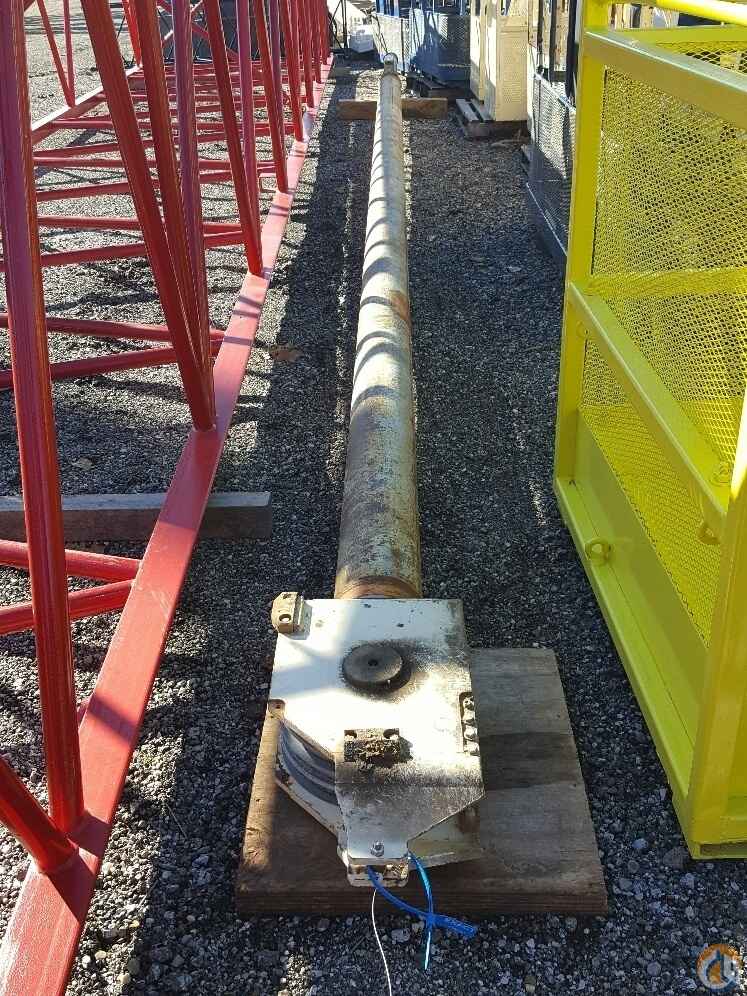 Terex cylinder