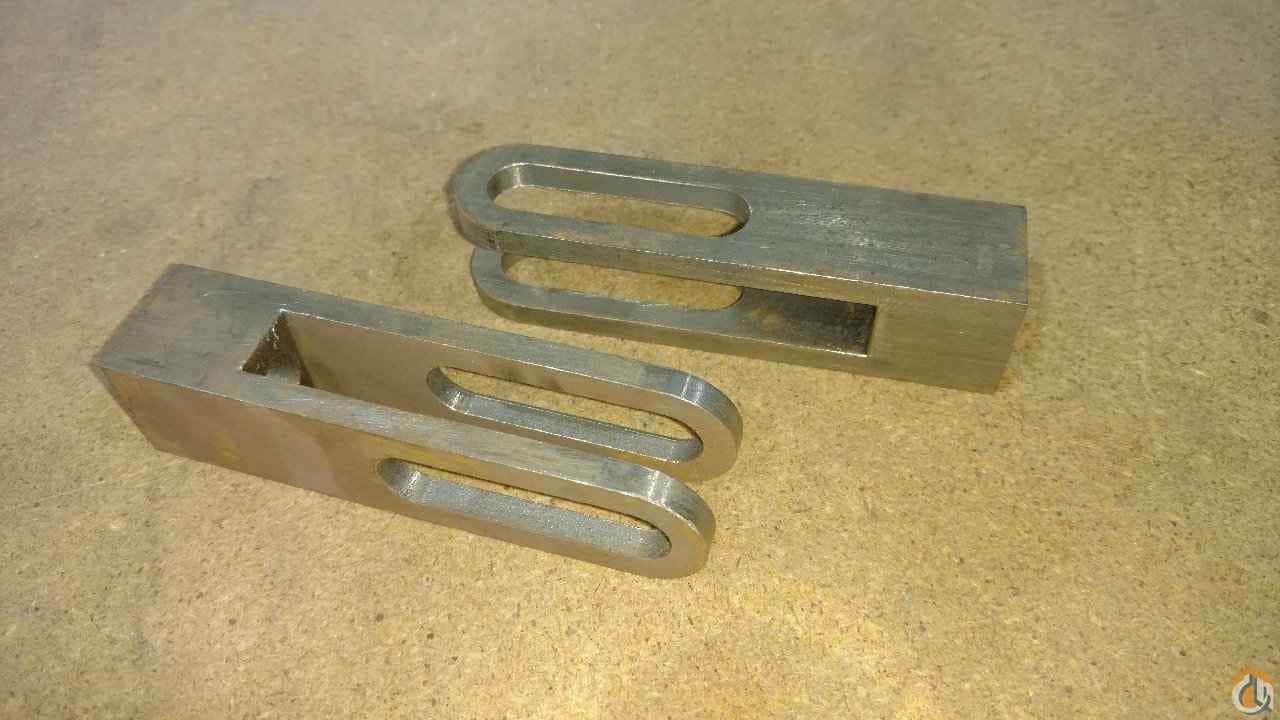 MANITOWOC 79094 ROD ENDS