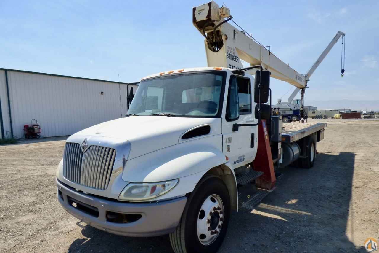 Used Terex BT3470 mounted to 2006 International 4200SBA chassis
