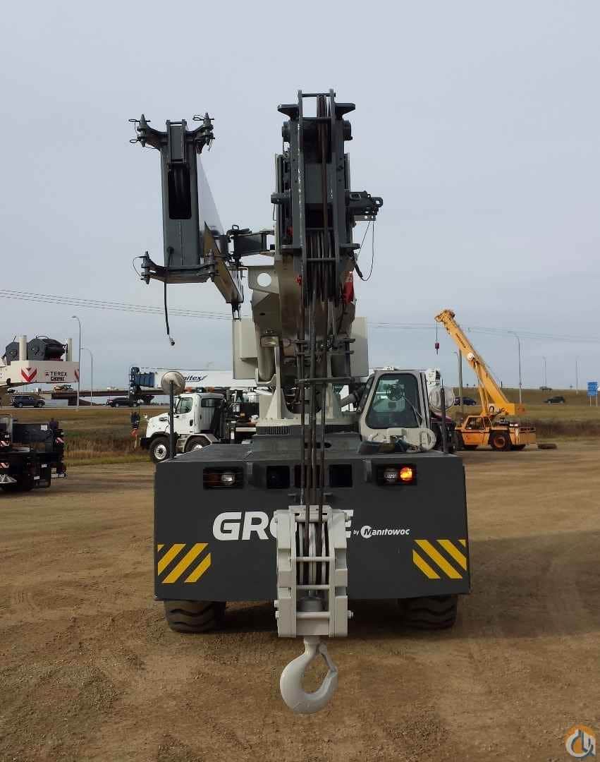 2013 Grove YB7725
