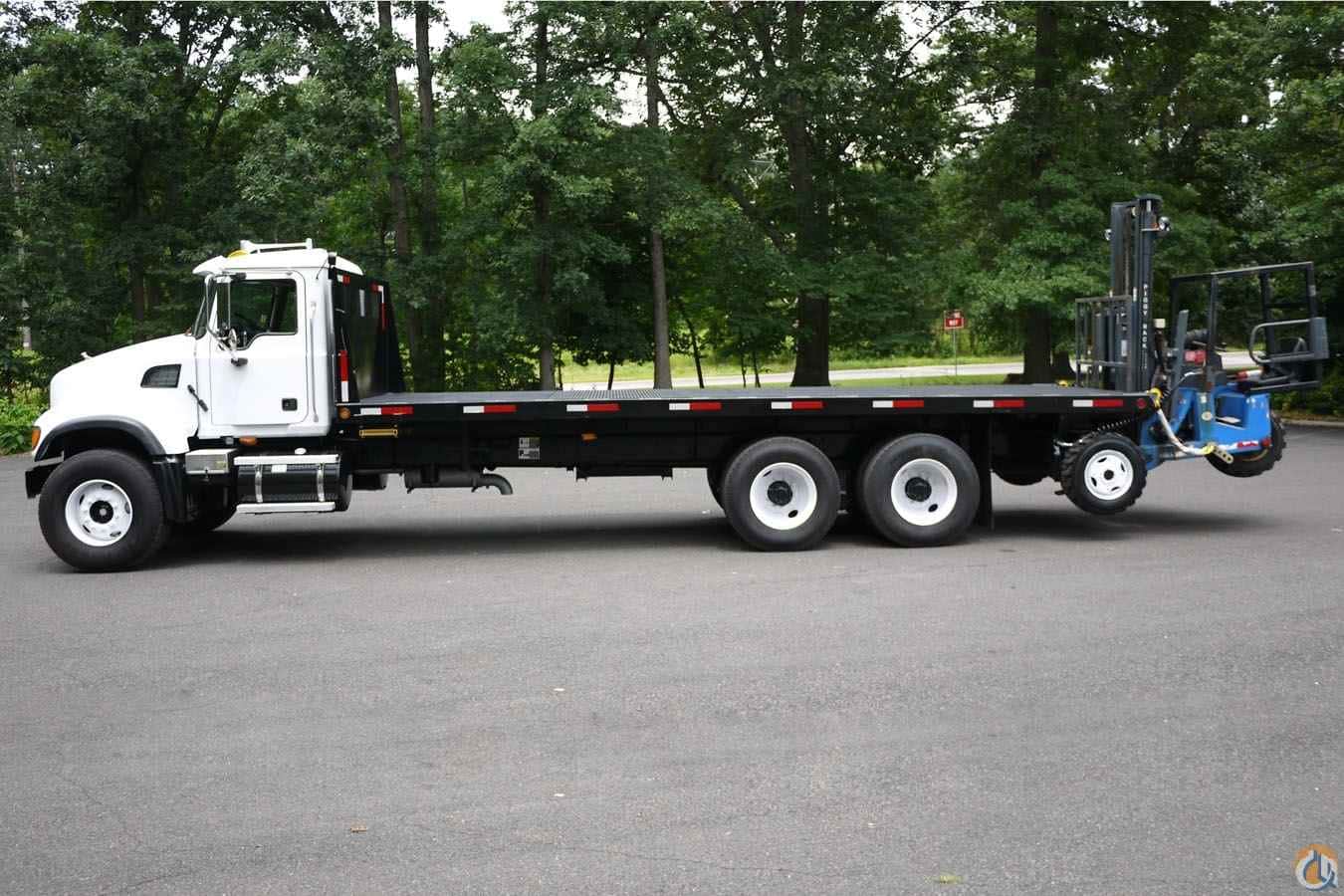 2002 PRINCETON E2-3RVX 8905