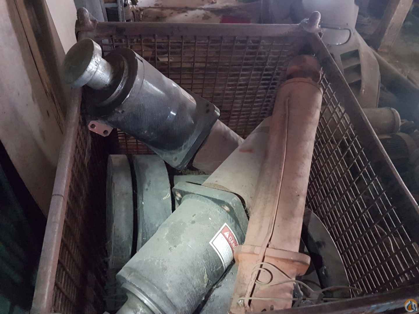 Outrigger Cylinder