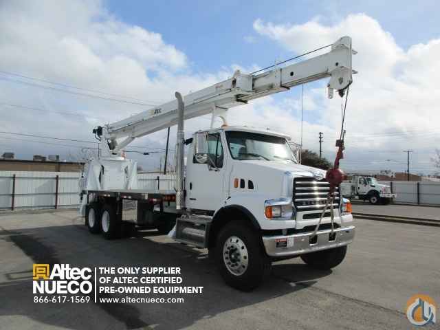 2011 Altec AT37G