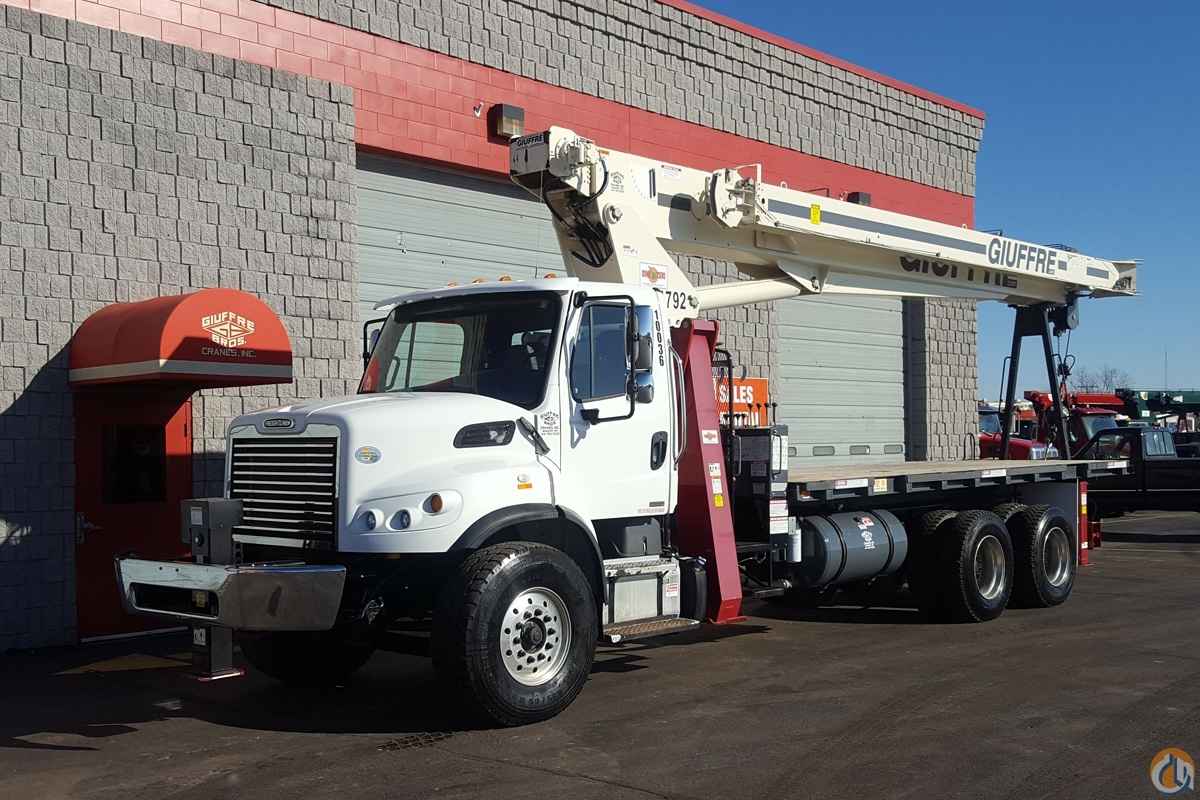 LIGHTLY USED 2012 TEREX BT4792 23.5 TON