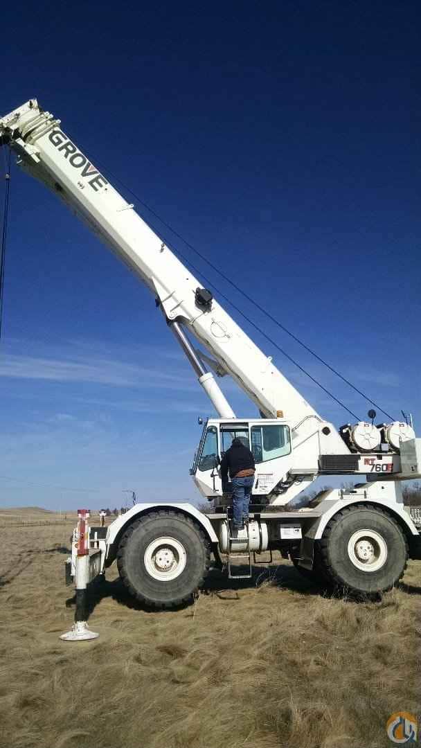 2000 Grove RT760E