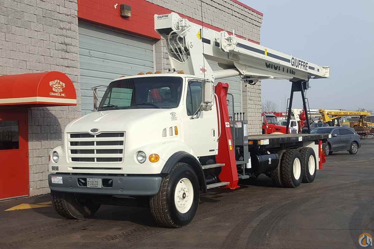 USED 2006 TEREX 23.5 TON W/ ROOFER'S PACKAGE