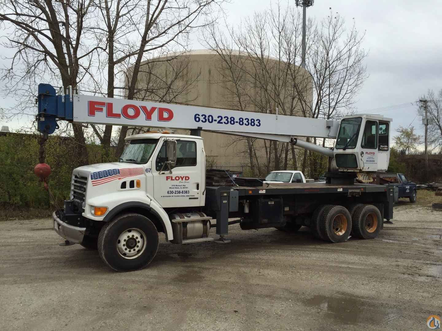 2006 MANITEX 28102S - 28 Ton Boom Truck