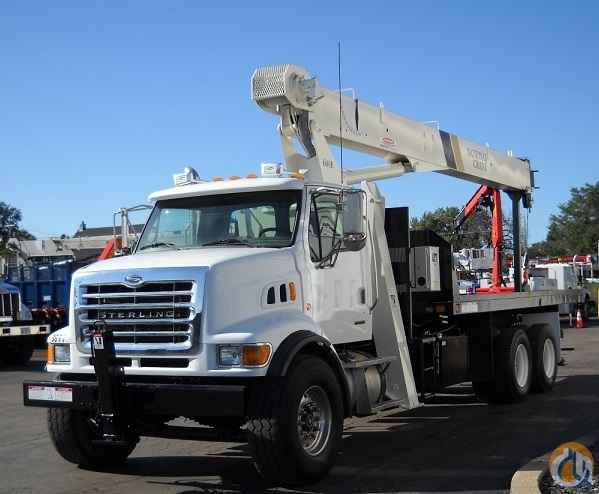 National Crane Model 600E, 2007 Sterling LT 7500 truck