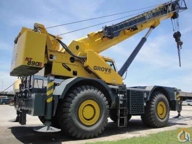 RT890E