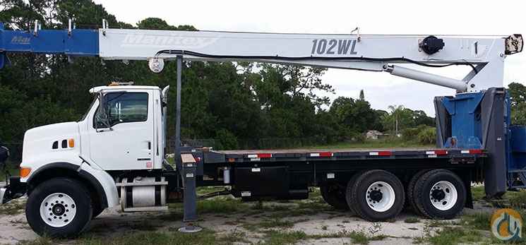 2007 30 TON MANITEX 30102, 2007 STERLING TRUCK LOCATED IN FLORIDA
