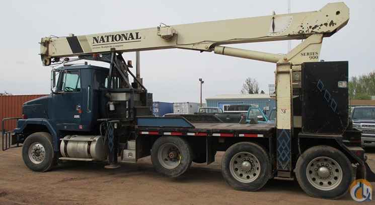 National 969 - 23 ton Rear Mount