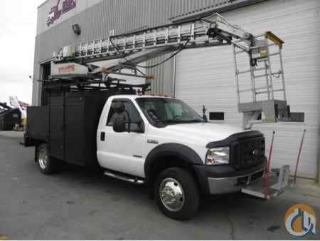 2006 FORD F550 with VAN LADDER 3424 AERIAL LIFT