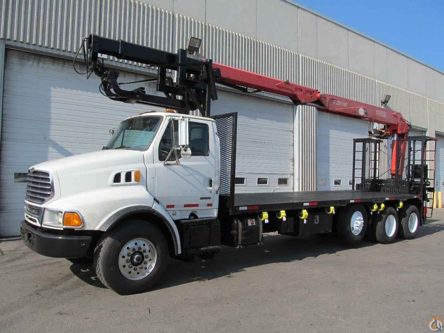 2004 STERLING LT9513 Tri/A with FASSI 250SE DRYWALL BOOM – 56’ VERT REACH – 24’ STEEL DECK