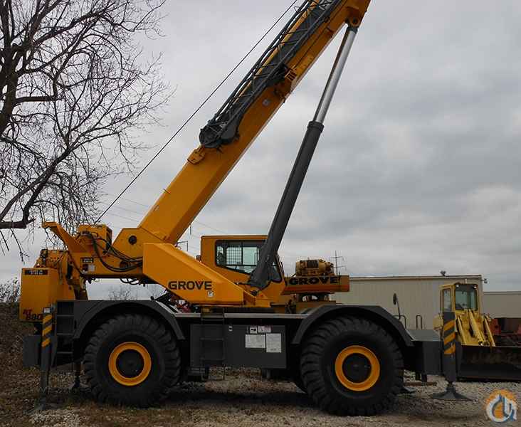 2009 Grove Rt 880E