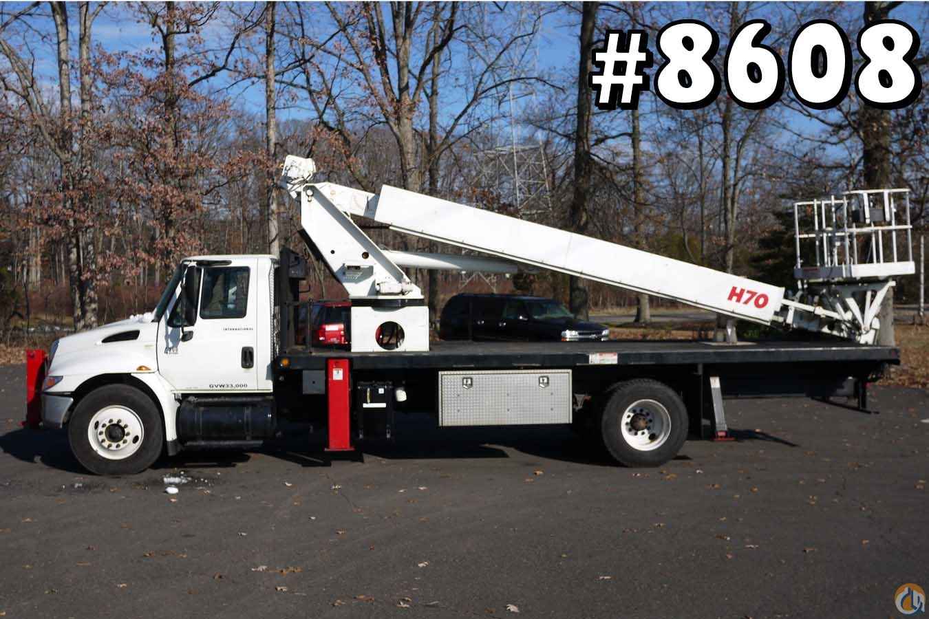 2007 INTERNATIONAL 4300 ELLIOT PLATFORM H70-MHVS CRANE TRUCK
