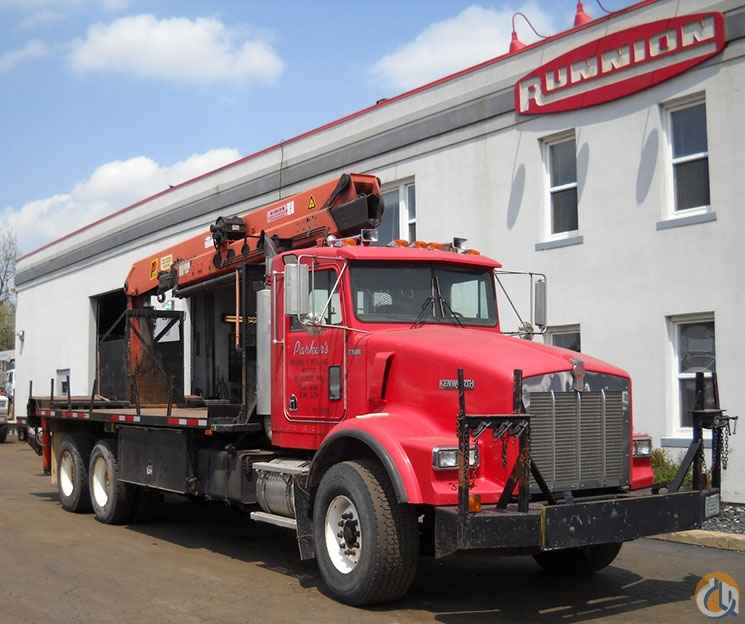 Palfinger PK 22000EL Crane, 1995 Kenworth T800 truck