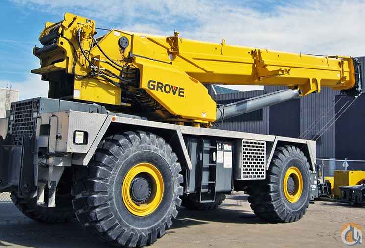 2009 Grove RT9130E