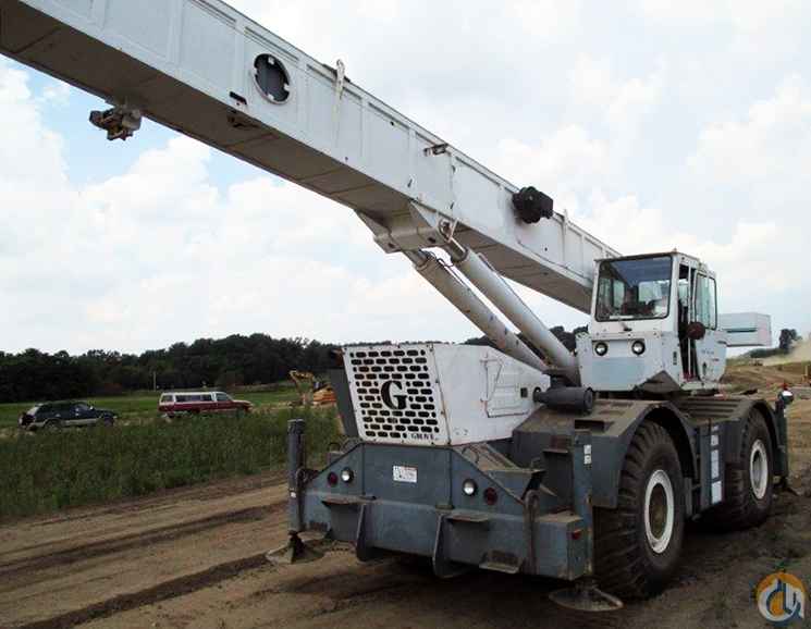 2000 Grove RT750