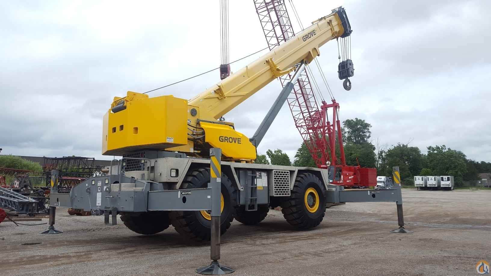 2004 Grove RT9130E