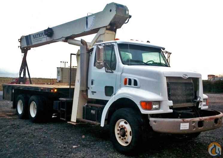 2000 National 880C