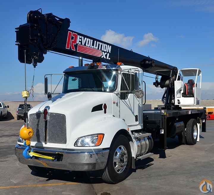 UNIC REVOLUTION XL