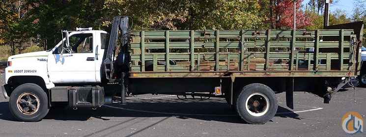 1989 HIAB 050 KNUCKLEBOOM; 3 TON