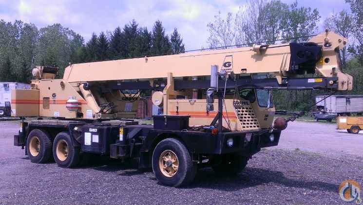 1986 Grove TMS525