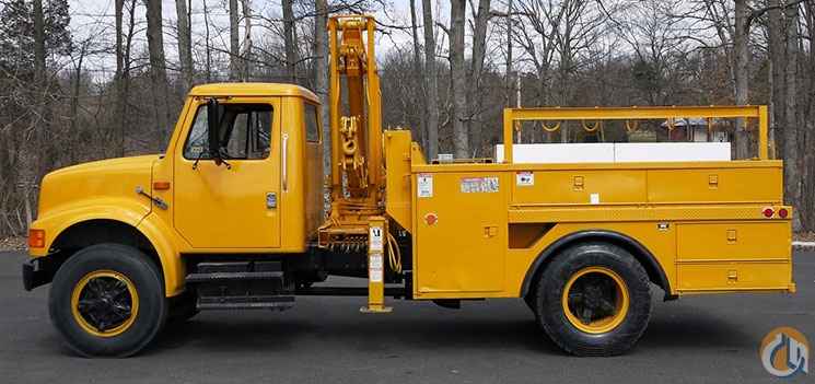 1992 IMT 4825