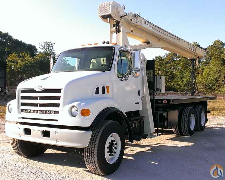 2002 National 685D